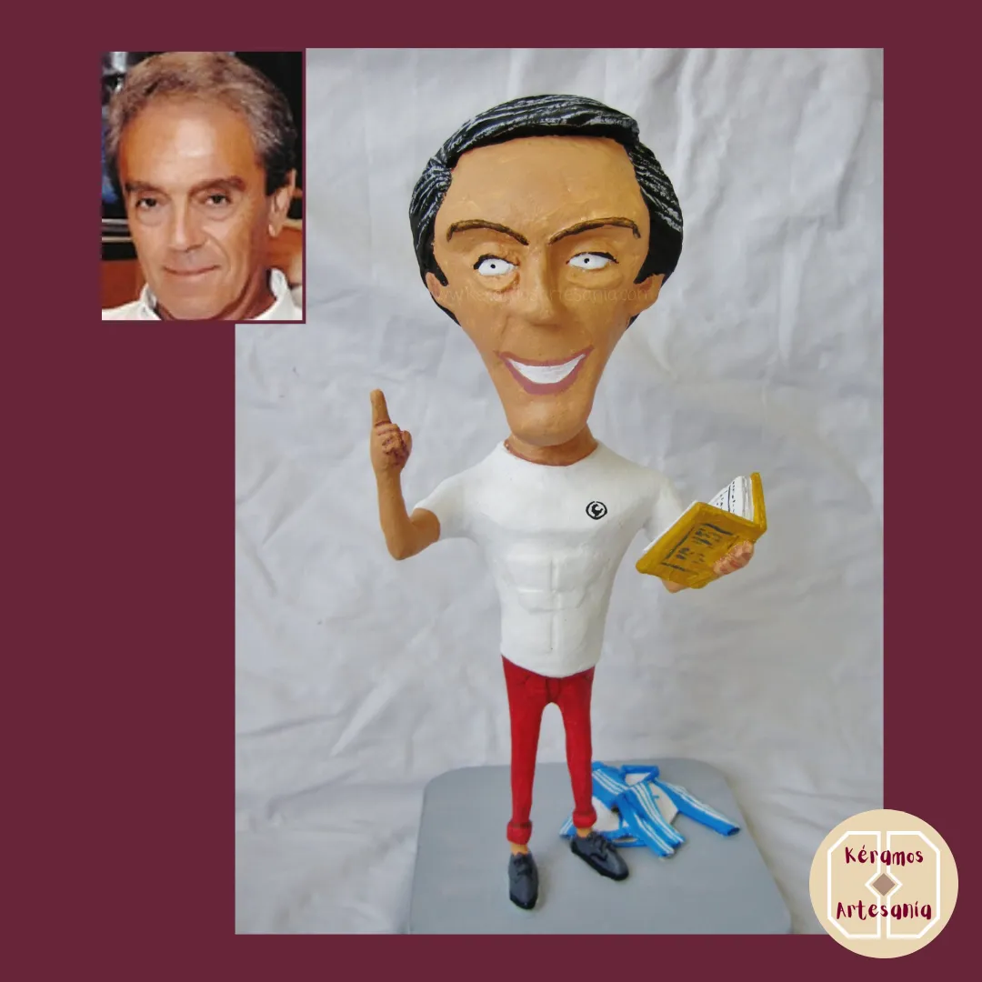 Figuras-Personalizadas-Cartoon-38-sr-libro-amarillo